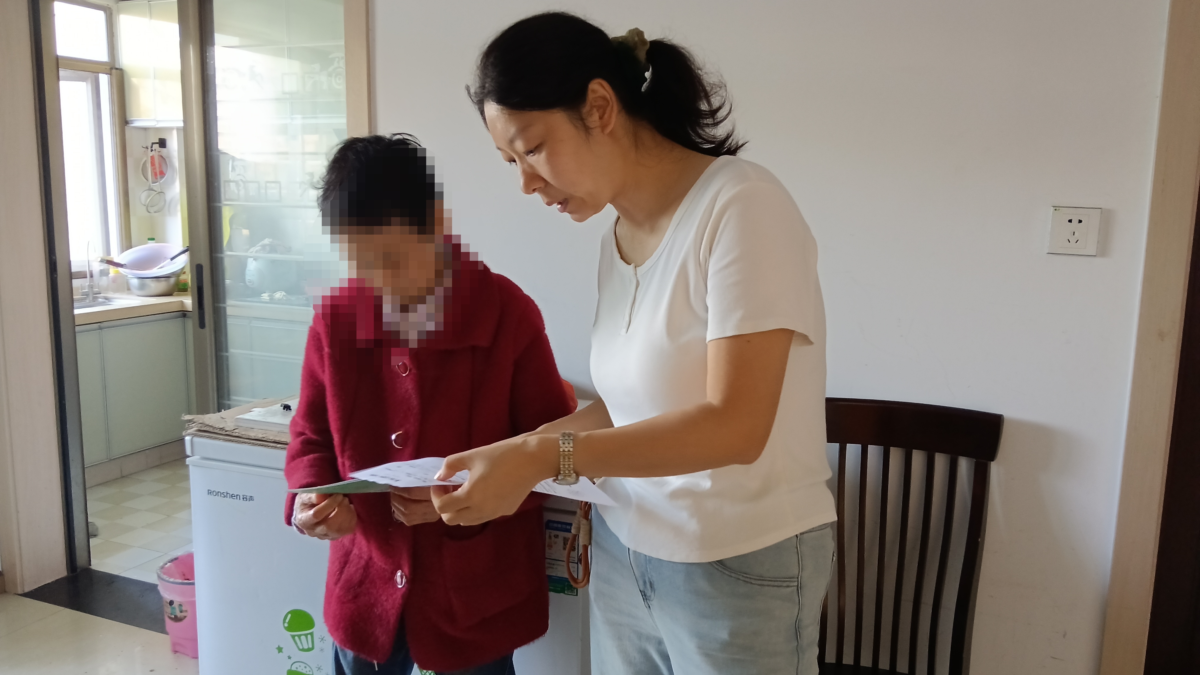 丁家坝社区：清单暖心惠残 服务精准落地